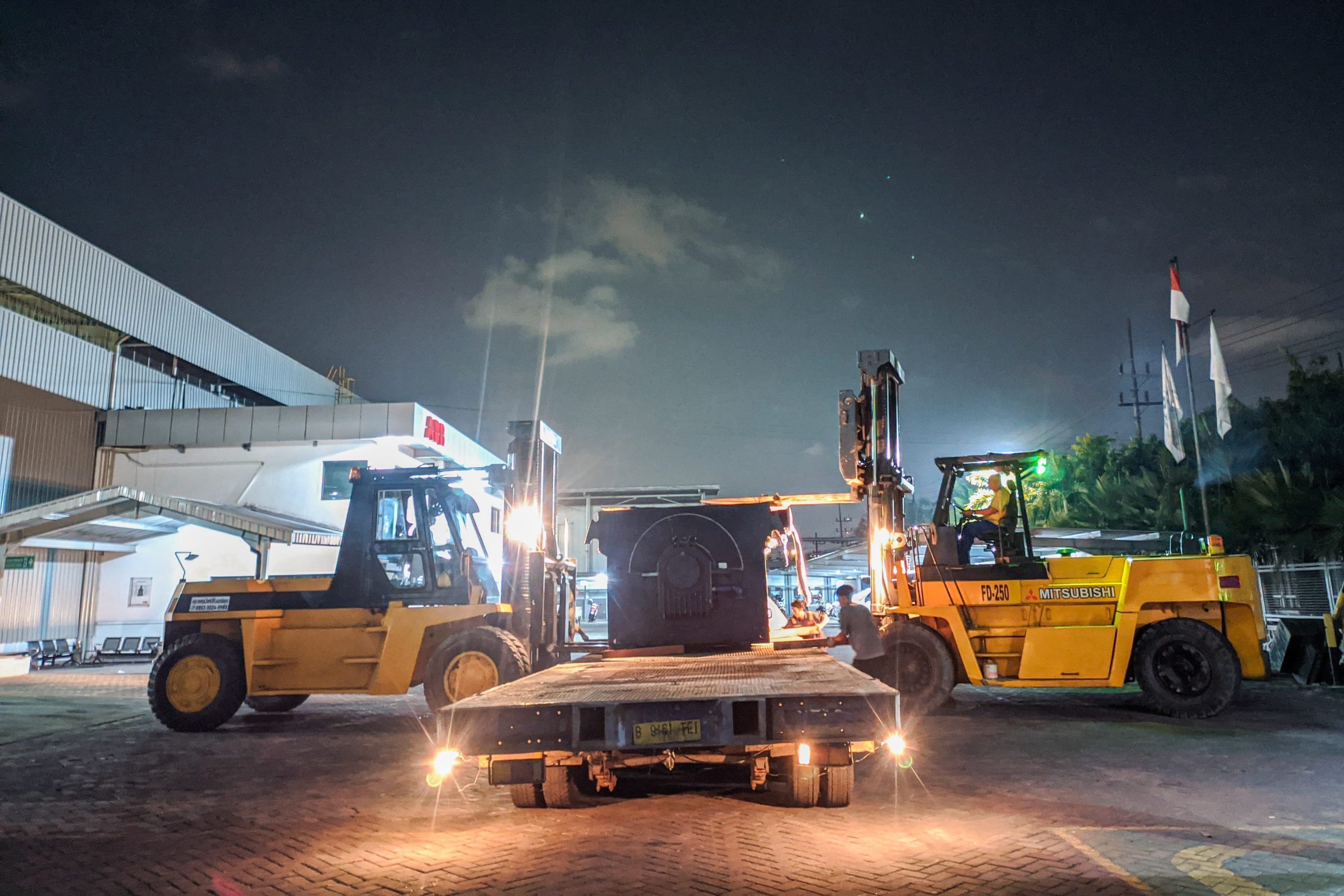 Sewa Forklift Jagir Wonokromo