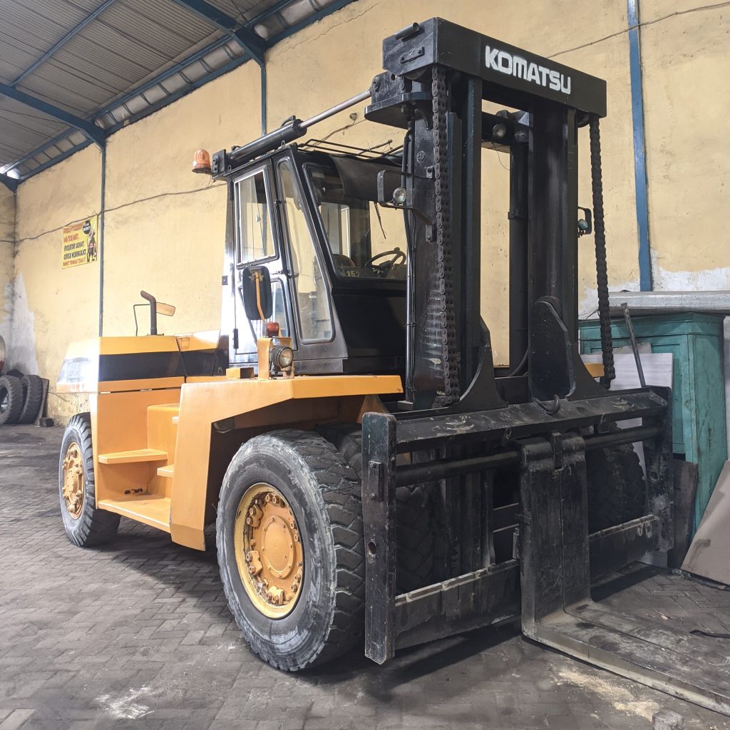 sewa forklift 20 ton JIIPE
