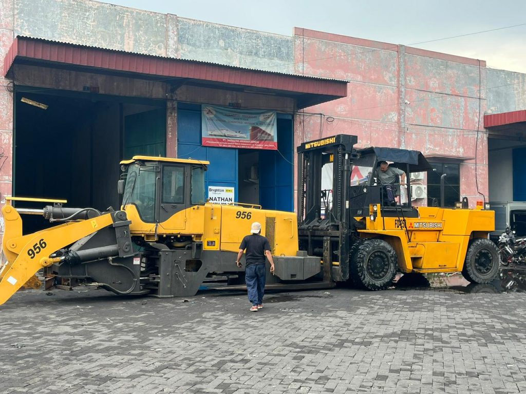 Sewa Forklift Kali Rungkut Surabaya